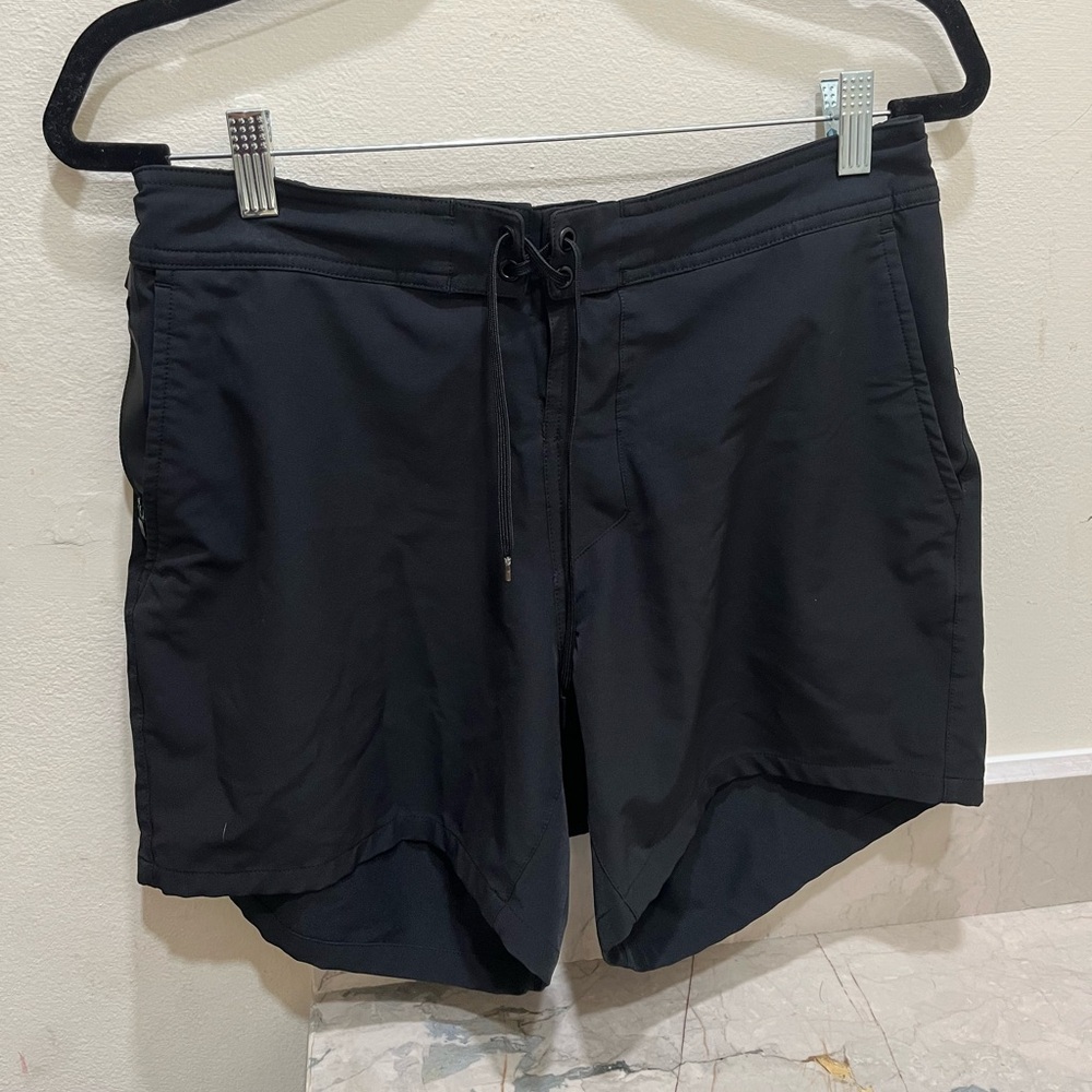 Ten thousand Foundation shorts